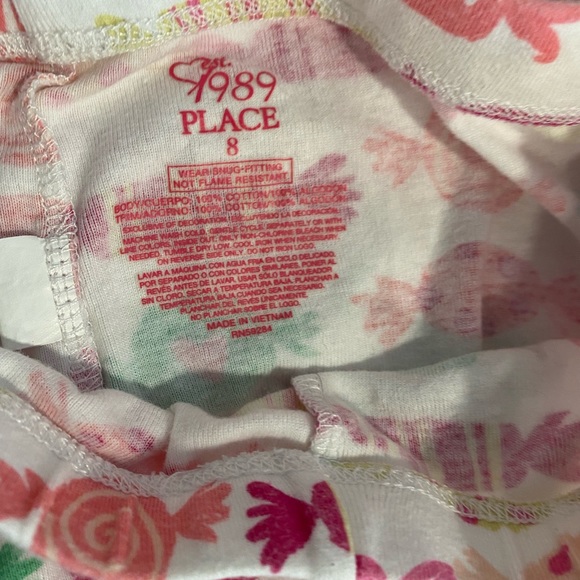 2PC The Children’s Place Snug fitting Wrapped Candy Pajamas Girls 8 - Picture 6 of 9